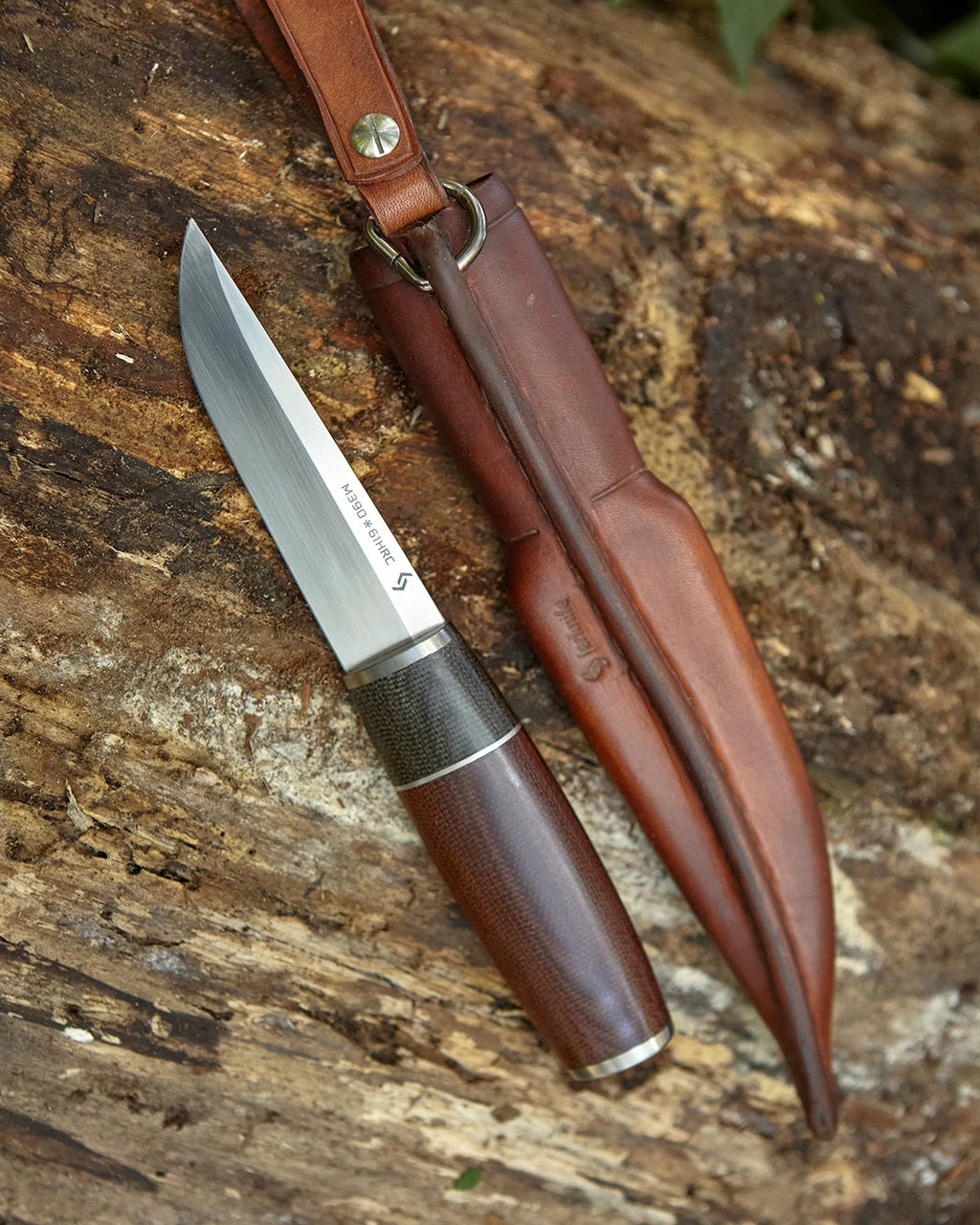 The m390 powder steel puukko knife.