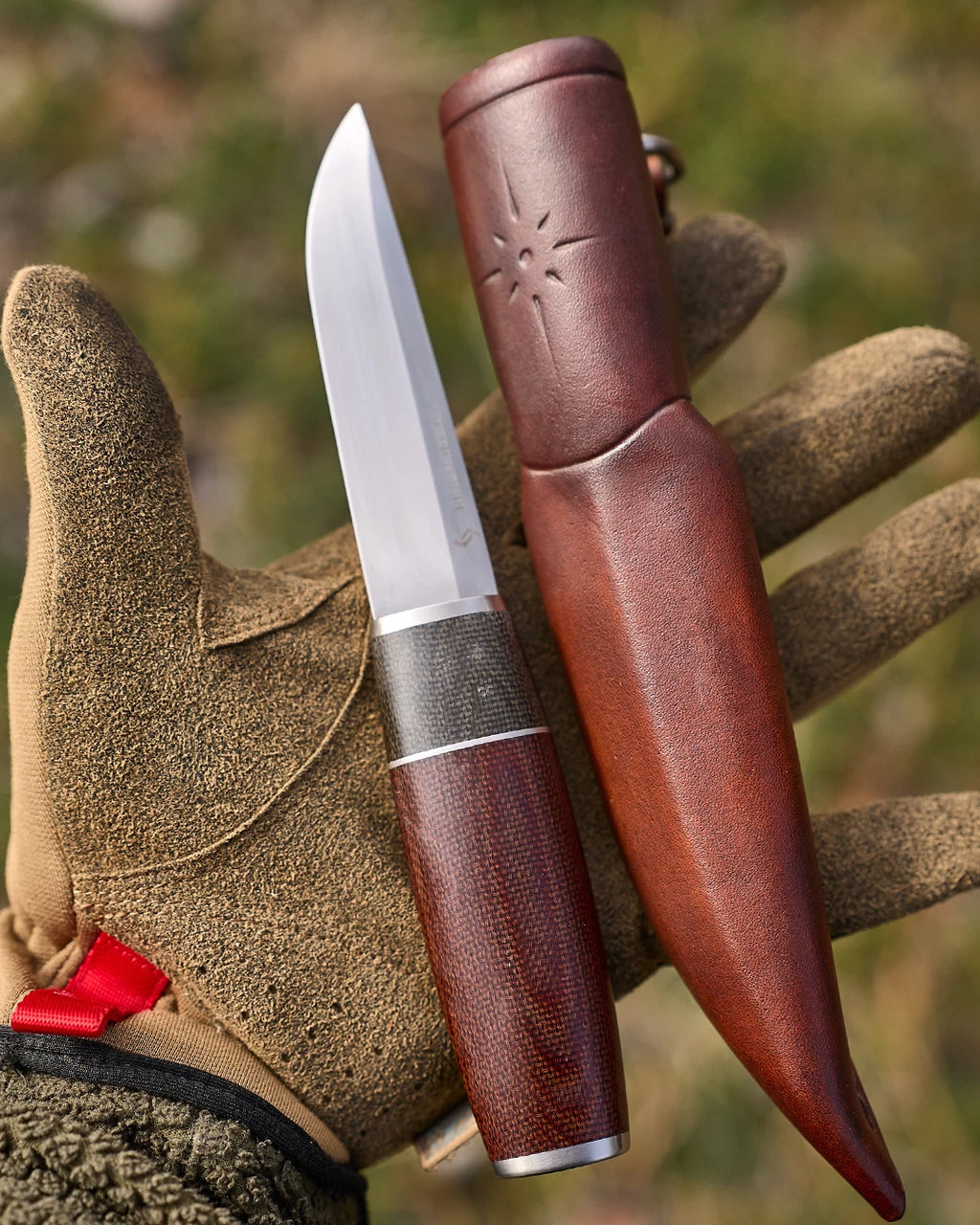 The m390 powder steel puukko knife.