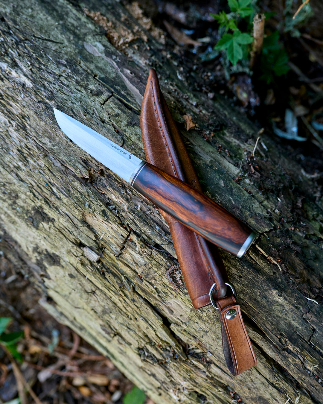 The m390 steel, ironwood, puukko knife.