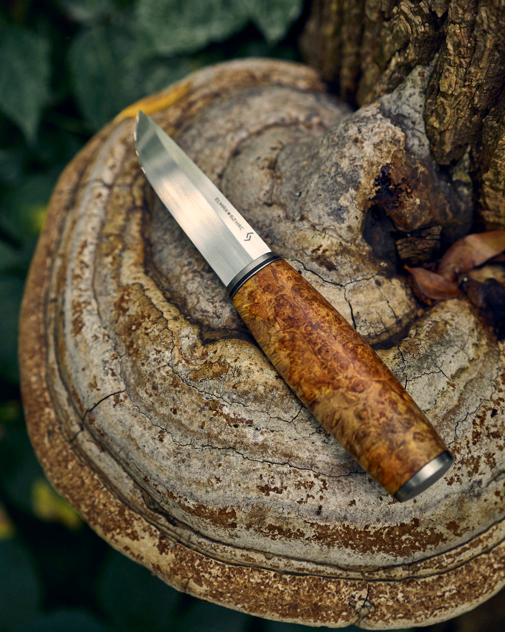 The Elmax powder steel puukko knife.