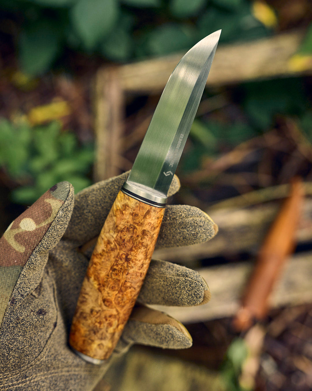 The Elmax powder steel puukko knife.